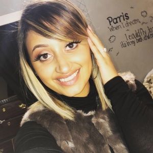 Meet your Posher, Celeste